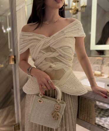 Pearls set